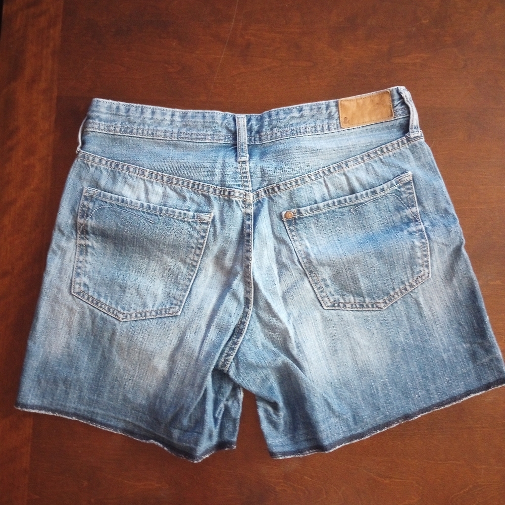 💘🍂 & Boyfriend H & M Shorts - Picture 3 of 14